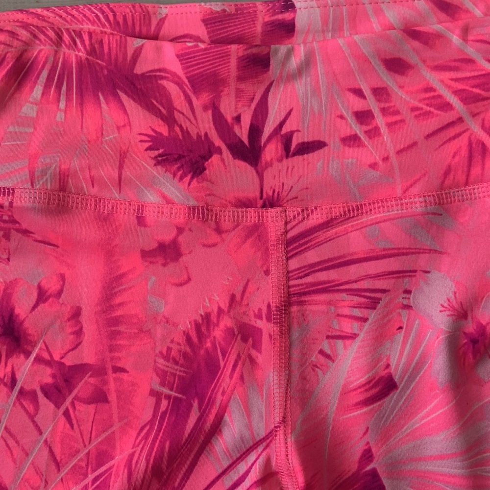 Matching Sets / Shorts - Picture 4 of 7